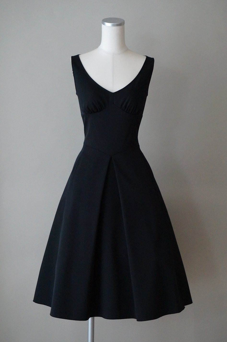 Rental Little Black Dress ten. / フォクシー フレアーワンピースドレス