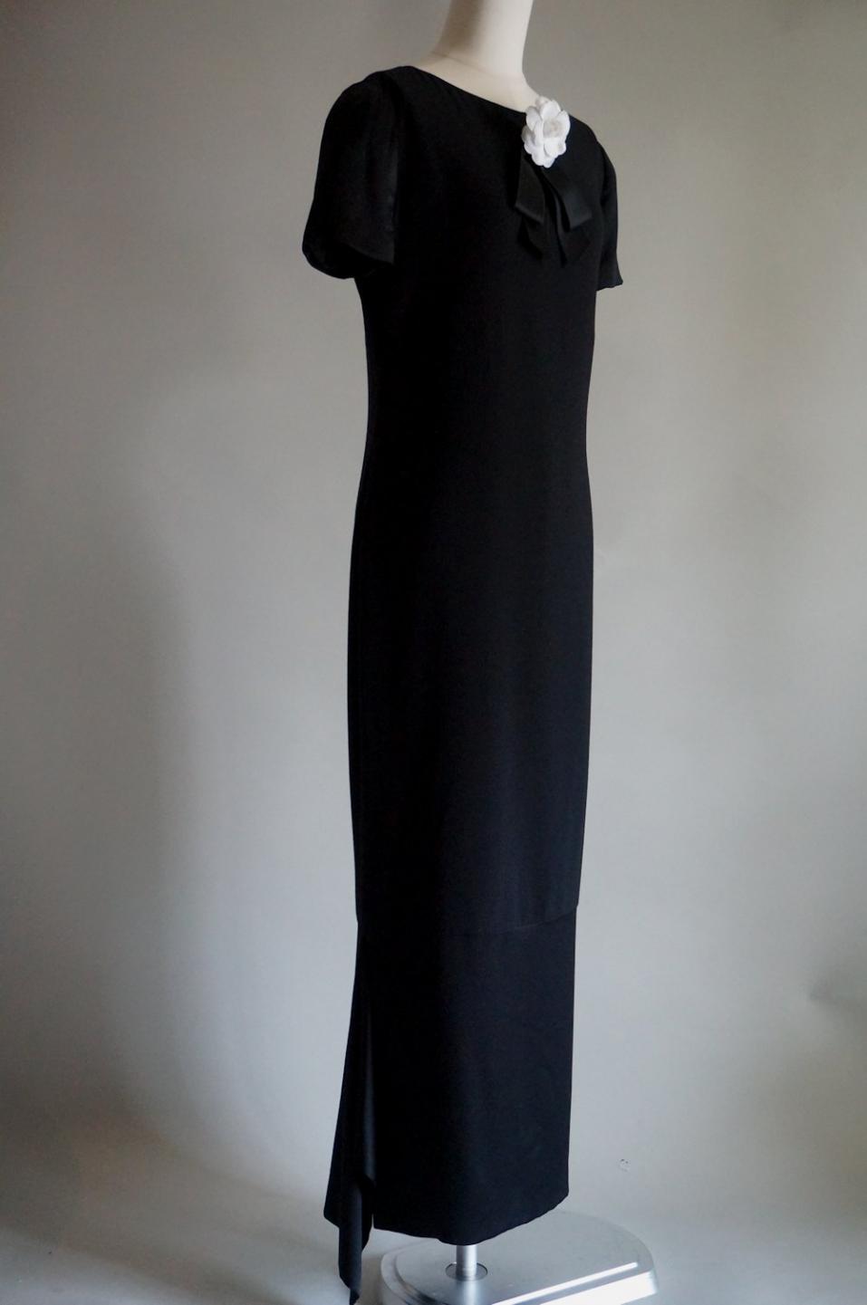 Rental Little Black Dress ten. / シャネル シルクロングドレス 40
